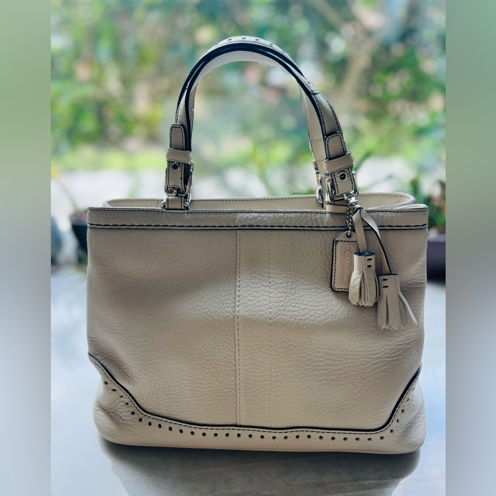 Authentic COACH Hampton Cream Tassel Tote